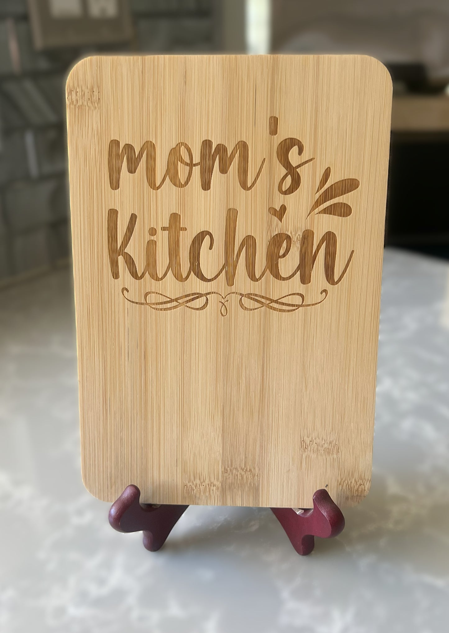 Small Etched Cutting Board "Moms Kitchen"
