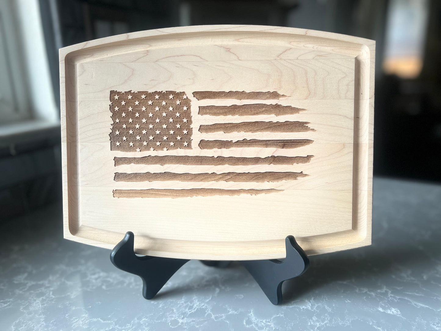 Arched Cutting Board with Juice Groove