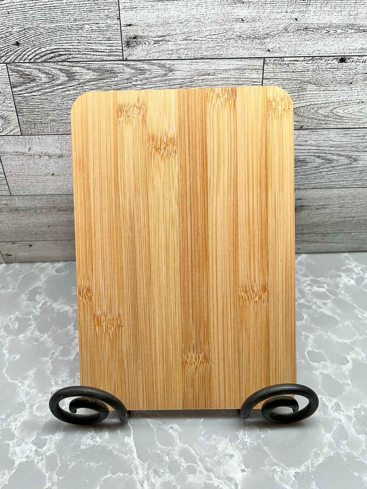 Small Etched Cutting Board "Nanas Kitchen"