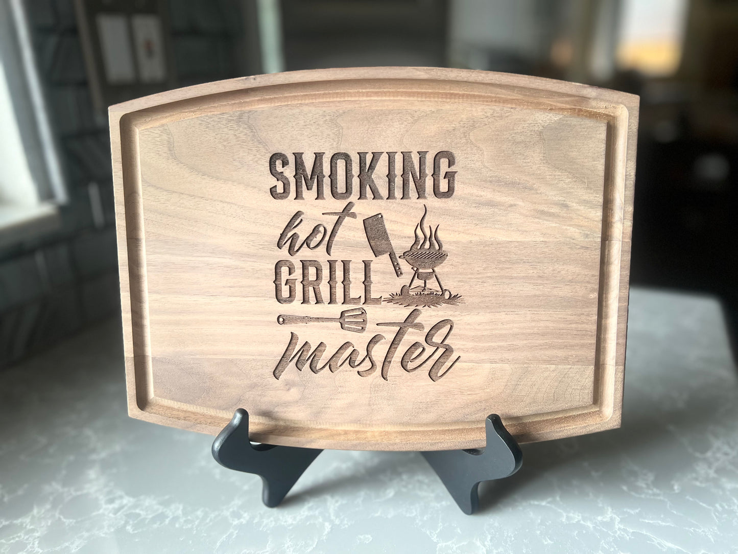 Arched Cutting Board with Juice Groove